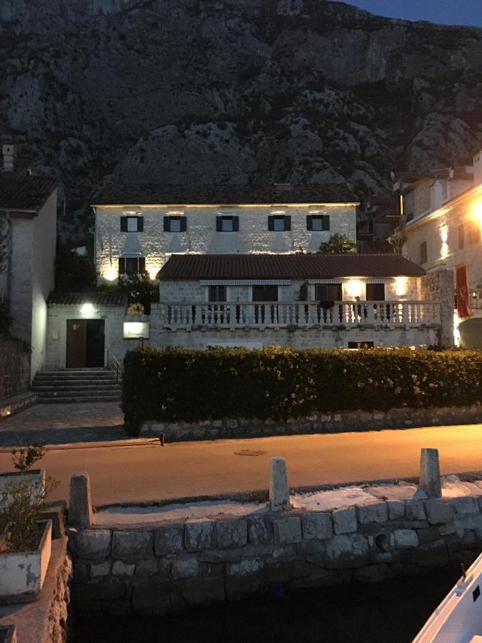 Apartments Radonicic Kotor Exterior photo