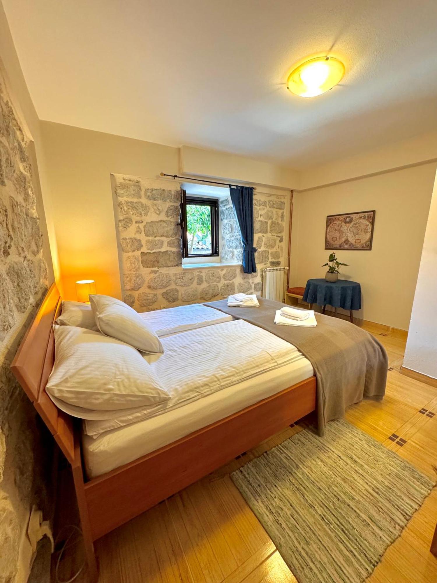 Apartments Radonicic Kotor Exterior photo