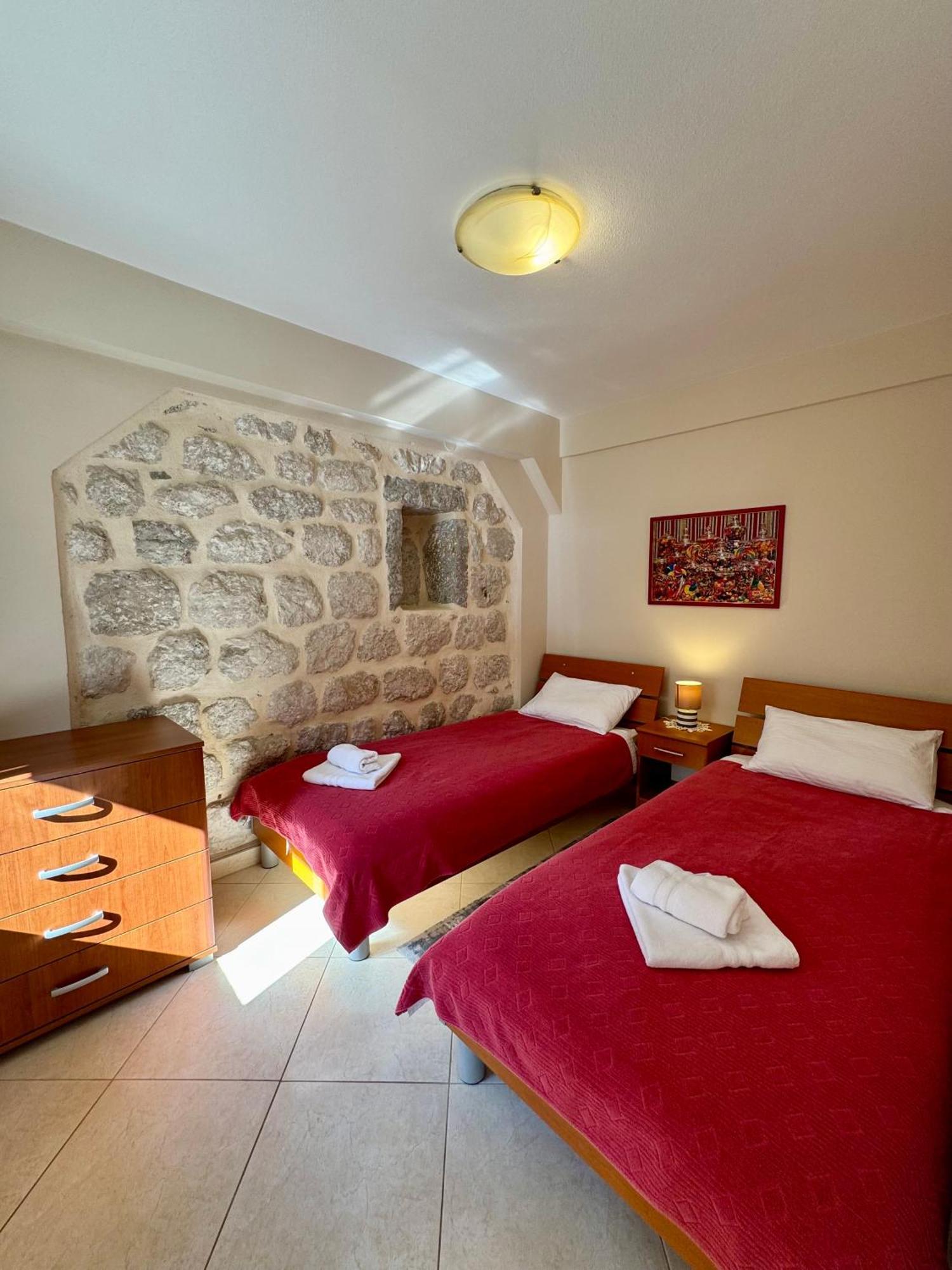 Apartments Radonicic Kotor Exterior photo