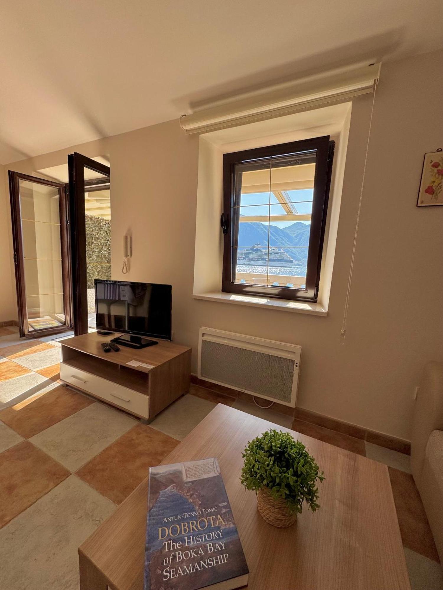 Apartments Radonicic Kotor Exterior photo