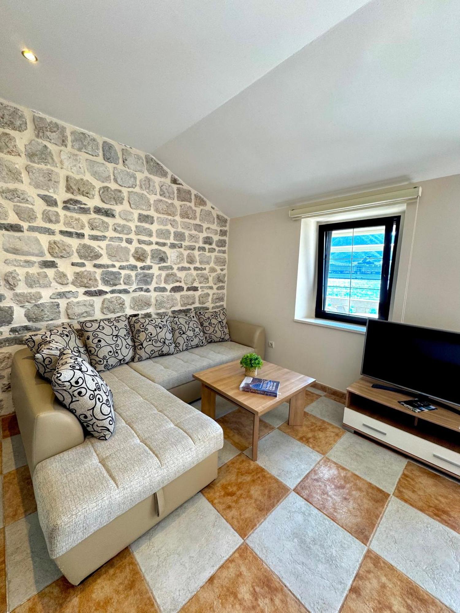 Apartments Radonicic Kotor Exterior photo