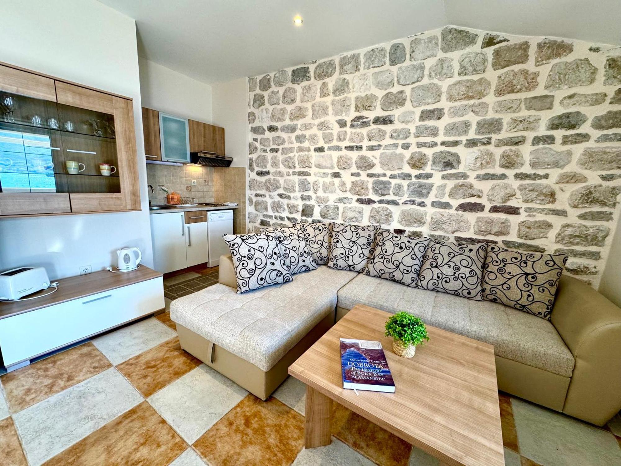 Apartments Radonicic Kotor Exterior photo